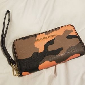 Michael Kors orange camo zip wallet wristlet